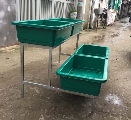 Khung kệ trồng rau bậc thang 4 khay