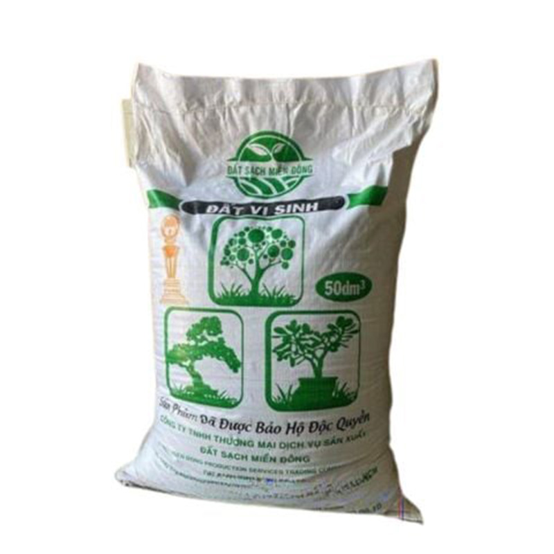 Chuẩn bị đất trồng rau